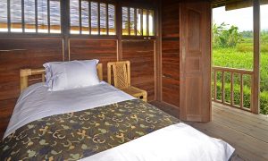Bali Silent Retreat Bungalow - queen bed
