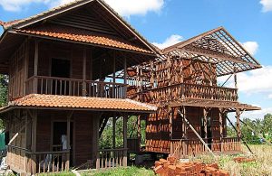 2 level bungalows
