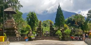 Bali Silent Retreat - Pura Luhur Batukaru temple