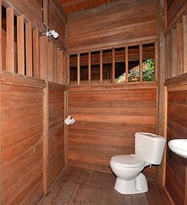 Bungalow toilet